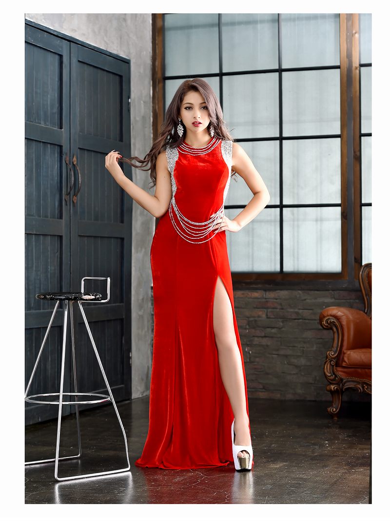 送料無料2023 ロングドレス by HOLLY shop｜ラクマ 赤 ビーズの通販 品質保証低価